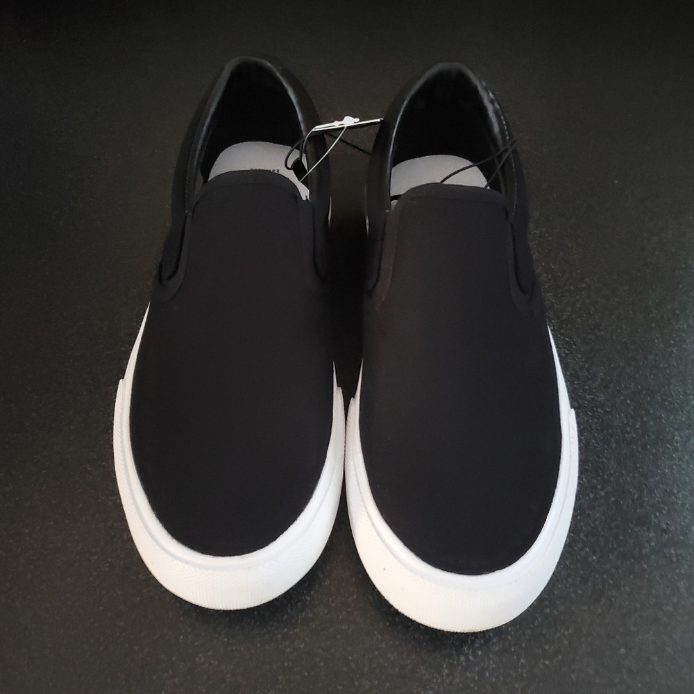 Hurley Men's Canvas Slip-On Casual Canvas Shoe